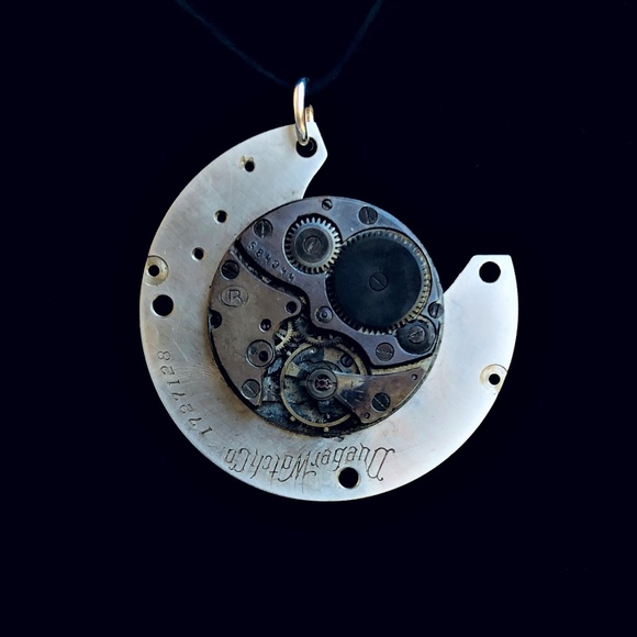 RetroHippieUnlimited Other - Men's Sexy Silver Steampunk Necklace